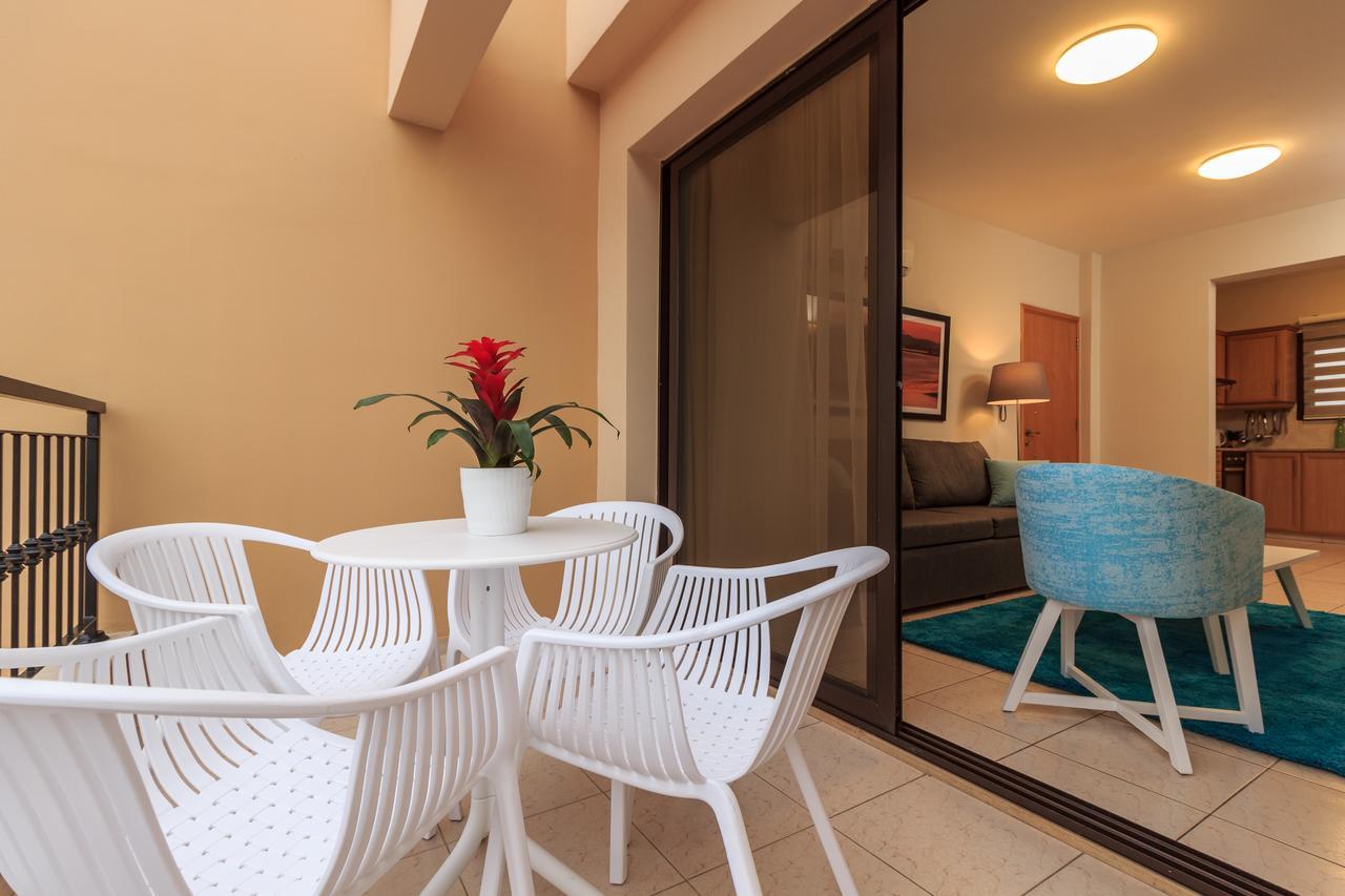 Soho City Apartments Ларнака Екстер'єр фото