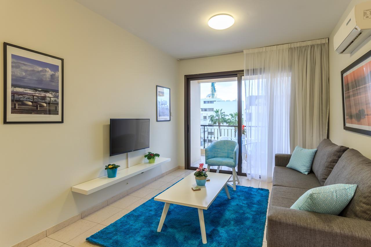 Soho City Apartments Ларнака Екстер'єр фото