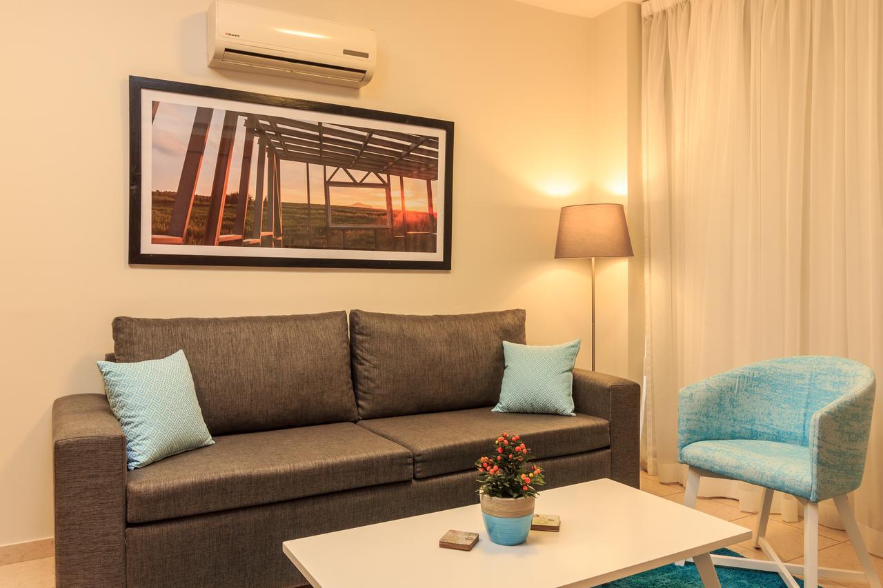 Soho City Apartments Ларнака Екстер'єр фото